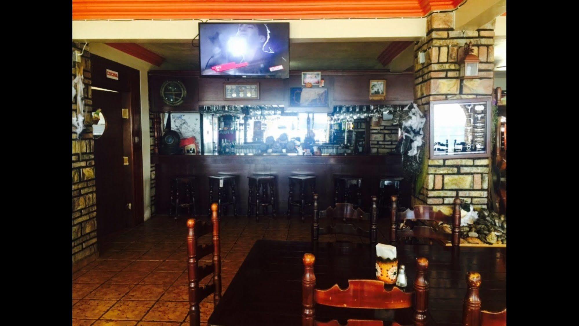 La Cueva Del Pirata Hotel กามาลู ภายนอก รูปภาพ